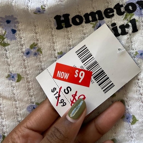Forever21 Hometown Girl crop top - Picture 4 of 4